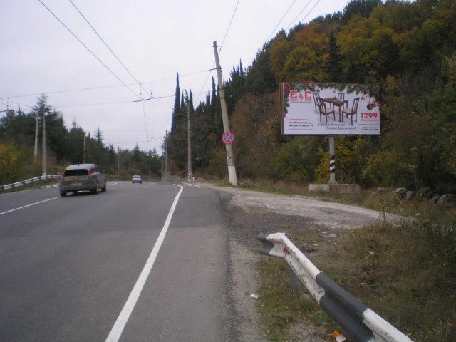 Щит 6x3,  трасса Ялта - Алушта ( детская Здравница Артек)