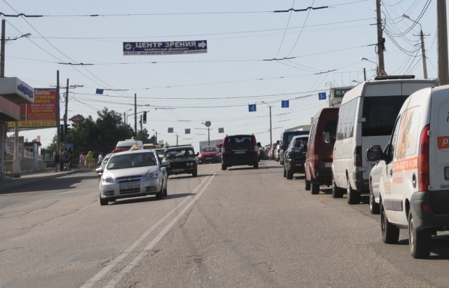 Тролл 4x0.7,  ул. Вакуленчука, ост. Студ городок